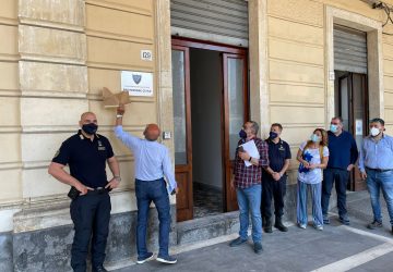 Riposto, il sindaco Caragliano inaugura sede del Noes