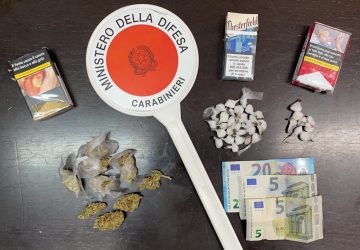 Cocaina e marijuana: in manette pusher a Paternò