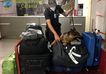 Catania, bloccato in aereoporto con 138 grammi di eroina