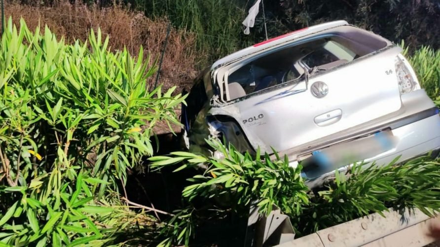 A18, tragico incidente stradale vicino Fiumefreddo: due morti, tra cui un bambino di 14 anni