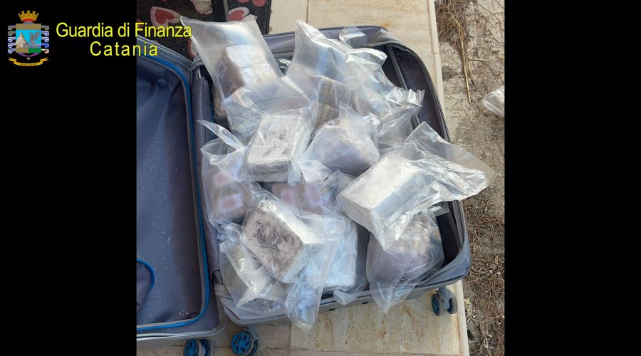 Sequestrati 67 kg tra cocaina e hashish ad alto potenziale: 3 arresti