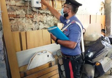 Reddito di Cittadinanza e luce gratis: tre persone denunciate a Catania