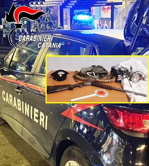 Catania, presi con un fucile clandestino a caccia di conigli: tre arresti