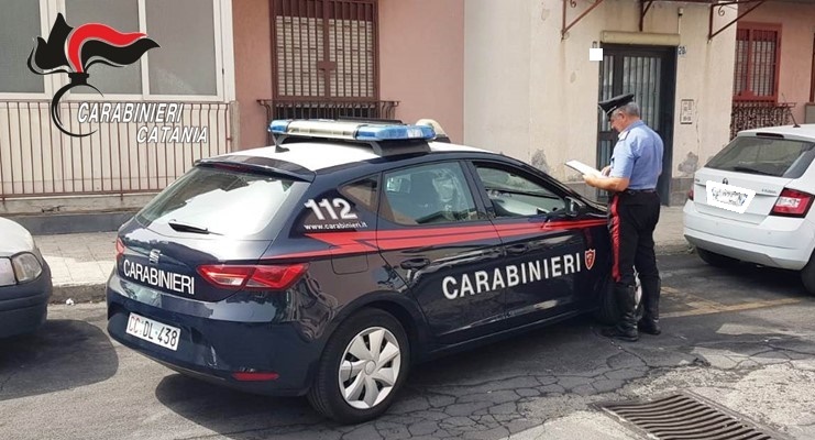 Acireale, rapina un 20enne: in manette un 23enne