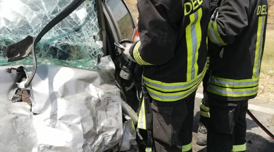 Ramacca, incidente mortale lungo la Statale 288. Intervento dei Vvff