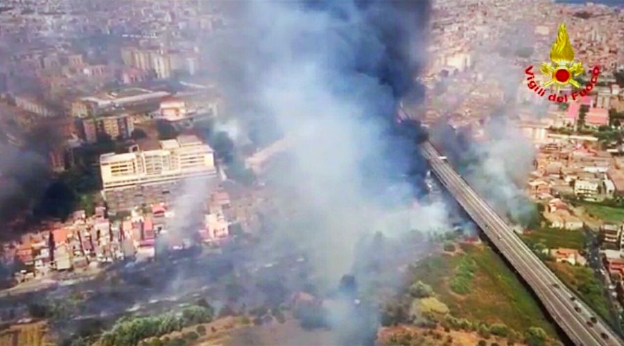 Emergenza incendi Catania, altre 115 richieste di soccorso