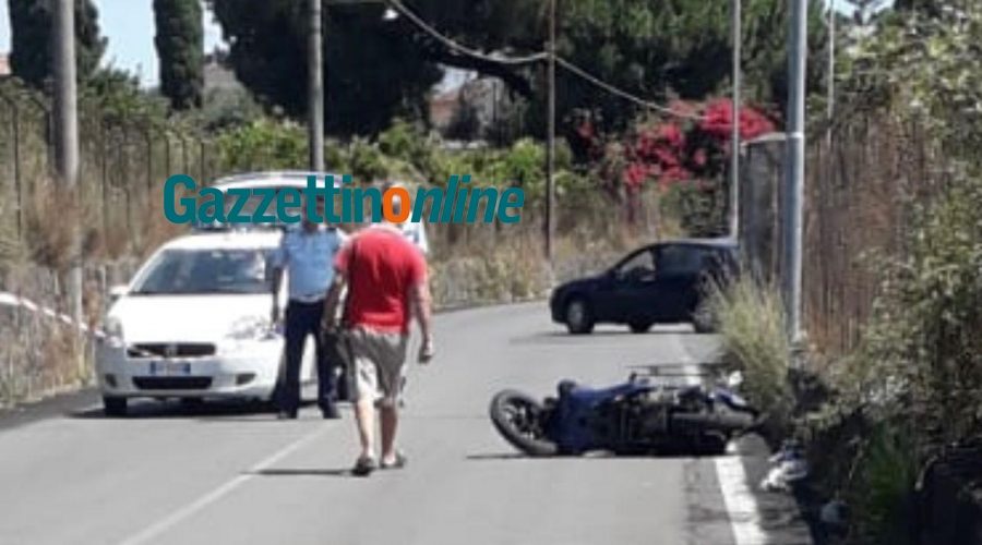 Incidente autonomo a Carruba di Riposto, feriti 2 giovani