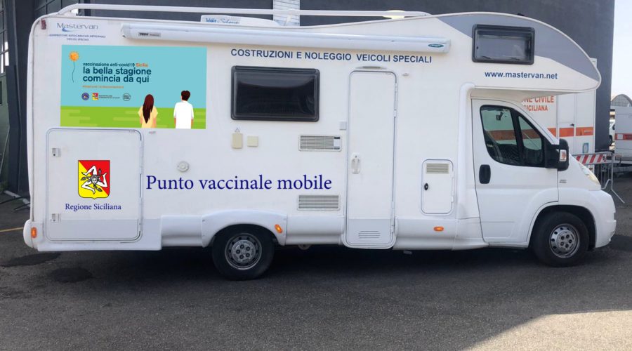 Catania, inizia il tour del punto vaccinale mobile