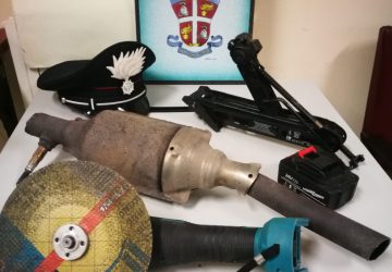 San Marco (Calatabiano), 45 enne beccato a rubare una marmitta catalitica: arrestato