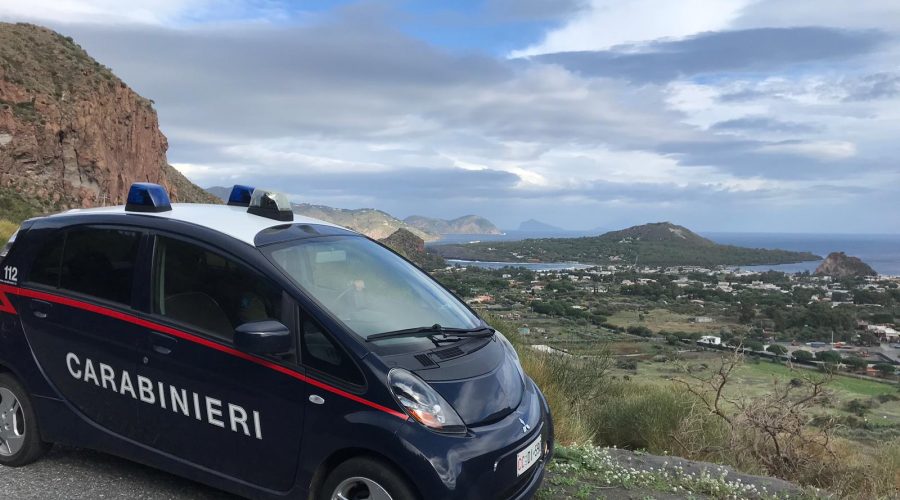 Rissa a Vulcano: in manette tre giovani catanesi