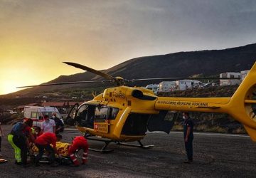 Ciclista cade nella zona del piazzale Sapienza a Nicolosi, intervento dell'elisoccorso