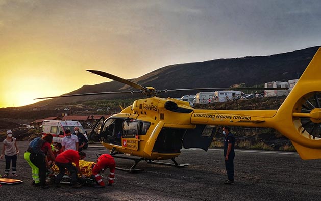 Ciclista cade nella zona del piazzale Sapienza a Nicolosi, intervento dell’elisoccorso