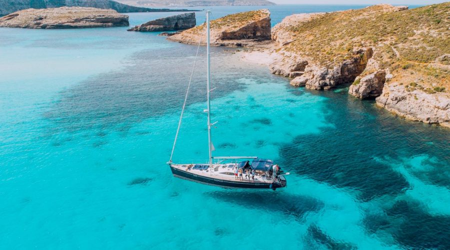 L’arcipelago Maltese ha riaperto le sue splendide spiagge e mete. Ecco le informazioni indispensabili da conoscere prima di prenotare la tua vacanza