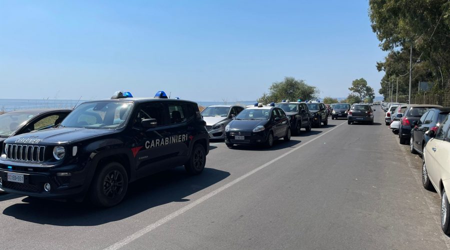 Accampamenti in spiaggia: blitz interforze a Fiumefreddo e Fondachello