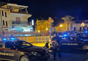 Giardini Naxos e Santa Teresa di Riva: due denunciati e due locali della movida chiusi per violazioni alla normativa anti-Covid