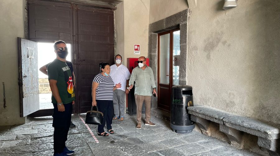 Riposto, hub vaccinale nella movida di Torre Archirafi, dal 16 al 19 agosto