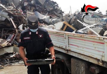 Salvaguardia dell&rsquo;ambiente: tre i denunciati. Due di loro sorpresi a sversare rifiuti pericolosi