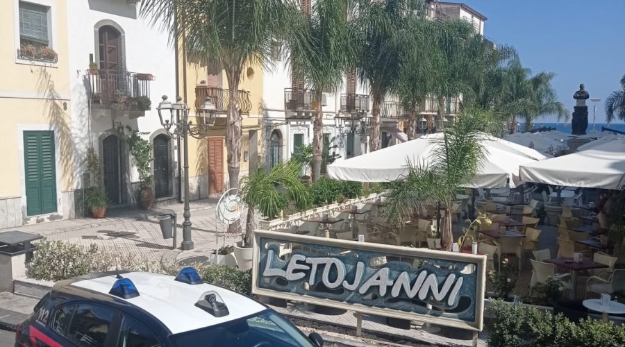 Letojanni, controlli dei Carabinieri agli esercizi commerciali. Scoperto un lavoratore in nero