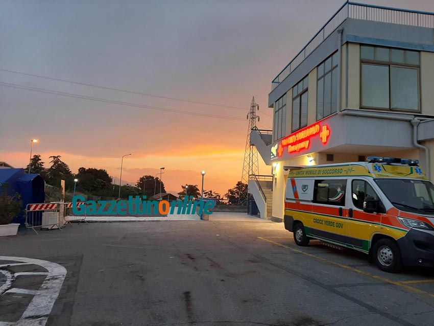 Giarre, chiude la Cardiologia al Sant’Isidoro: silenzio assordante