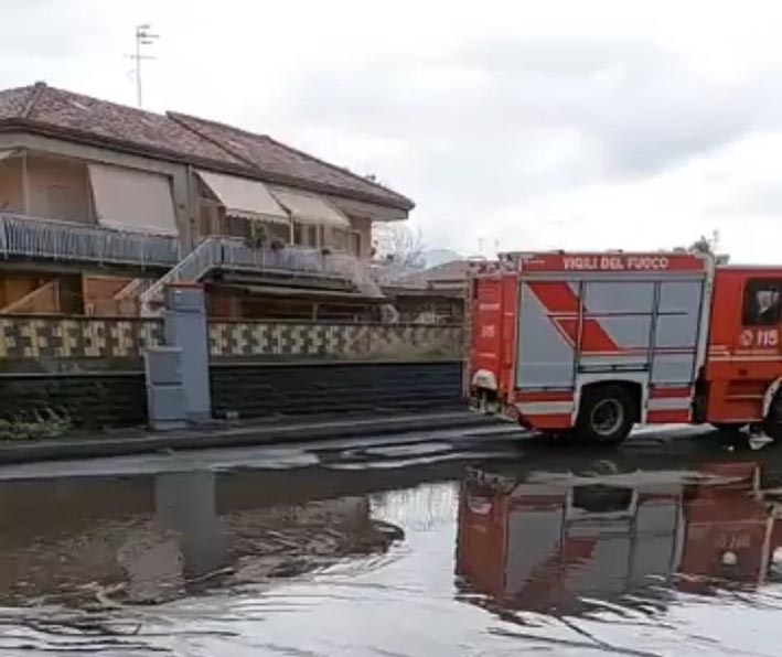 Fondachello: stessa spiaggia, stessi allagamenti…