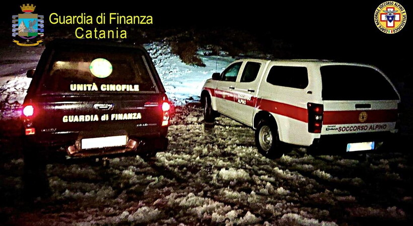 Etna, escursionista scivola in un canalone. Intervento del Soccorso Alpino