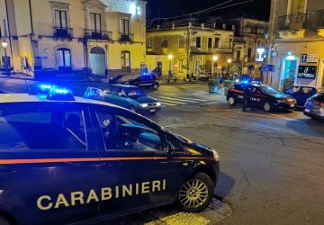 Vasto servizio anticrimine dei Cc ad Acireale