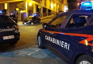 Catania, verifiche nelle abitazioni e nelle attività commerciali a San Cristoforo