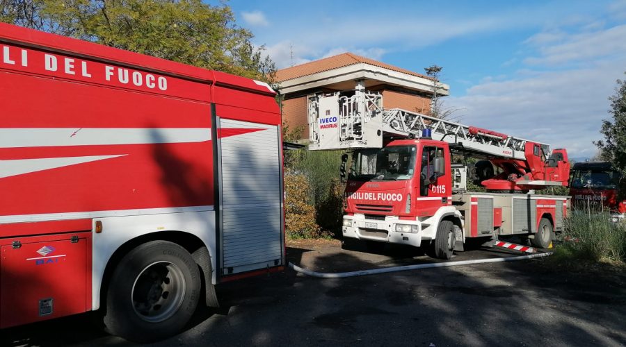 Acireale, incendio sospetto nell’abitazione del cronista Rai, Orazio Aleppo
