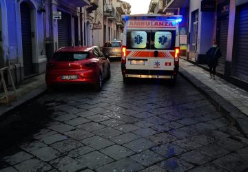 Giarre, carabinieri soccorrono un 93enne. Muore in ospedale dopo tre giorni di agonia