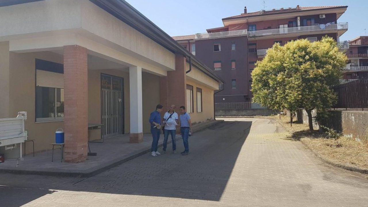 Asilo comunale di via Russo ed ex scuola elementare “Manzoni” a Macchia, quale futuro?