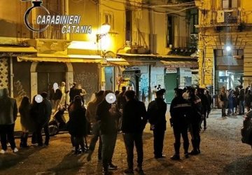 Controlli anticovid: raffica di sanzioni ad Acireale