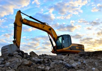 Procura di Catania: al via demolizione di un manufatto abusivo a Maniace