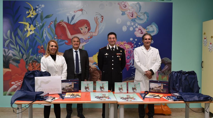 La solidarietà dell’Arma dei Carabinieri: auguri e doni ai piccoli degenti dell’ospedale Garibaldi Nesima