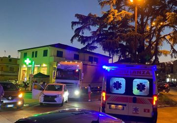 Giarre, auto si scontra con un monopattino: un ferito