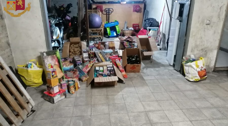 Aci Catena, la Polizia sequestra ingente quantitativo di esplosivo: un arresto