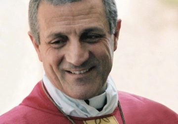 Don Tonino Bello sabato 15 sar&agrave; proclamato Venerabile. Una lirica per celebrare l'evento