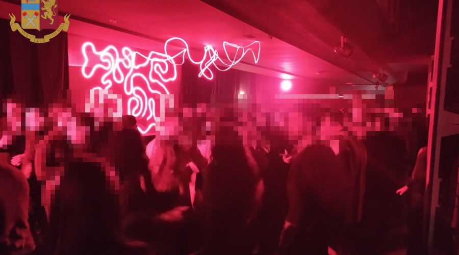 Catania, misure Covid, chiusura di 5 giorni per una discoteca