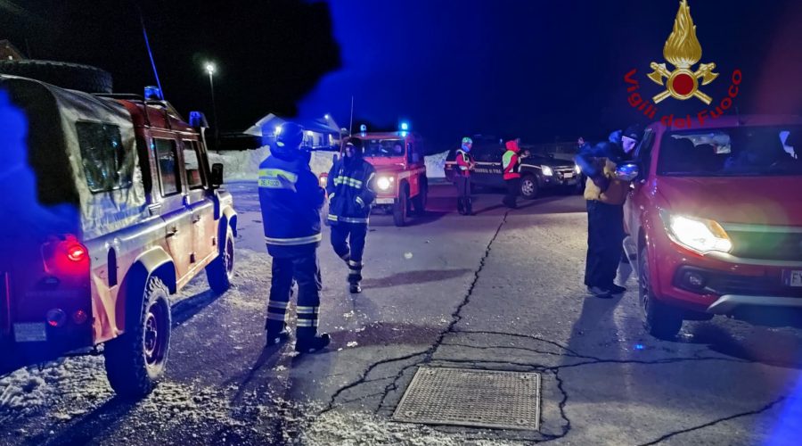 Etna nord, due coppie di turisti salvati da Vigili del fuoco e Soccorso Alpino
