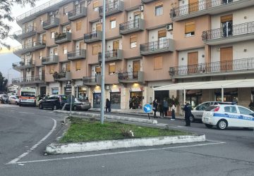 Giarre, pedone travolto da un'auto sul corso Europa