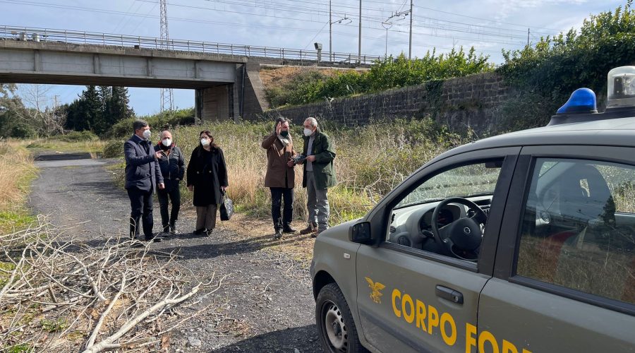 Giarre, avviata fase di bonifica del torrente Macchia