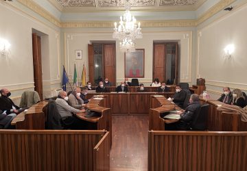 Riposto, i sindaci dell'area jonica etnea fanno squadra per il Pnrr. Disco verde al parco tematico di Marina di Cottone