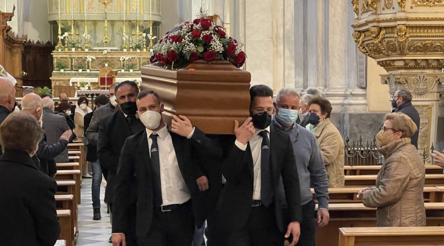 Riposto, l’ultimo saluto a Salvo Sessa: la penna gentile