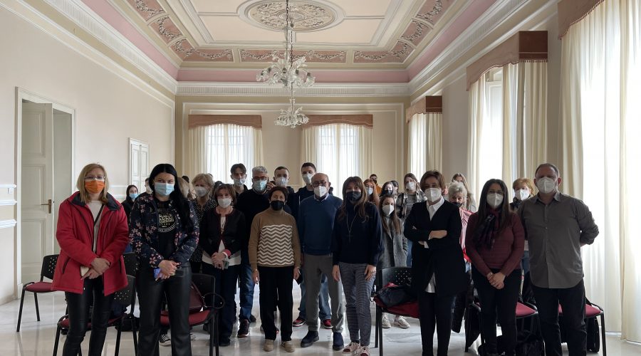 Riposto, visita in municipio gruppo di studenti di Polonia, Spagna, Bulgaria e Romania