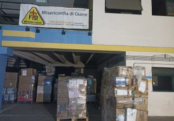 Raccolta farmaci della Misericordia per l'Ucraina: domani da Giarre parte il tir