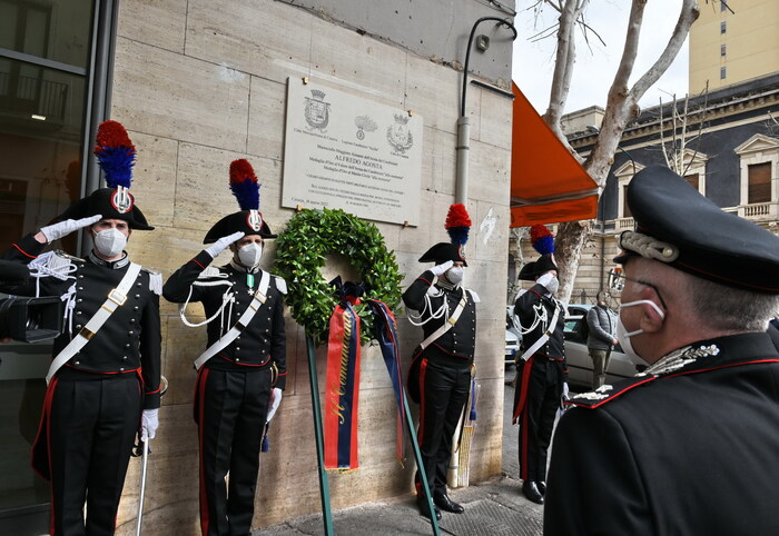 Stazione Cc Catania intitolata a maresciallo Agosta