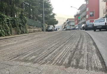 Giarre, si asfaltano diverse strade primarie grazie al Giro di Sicilia