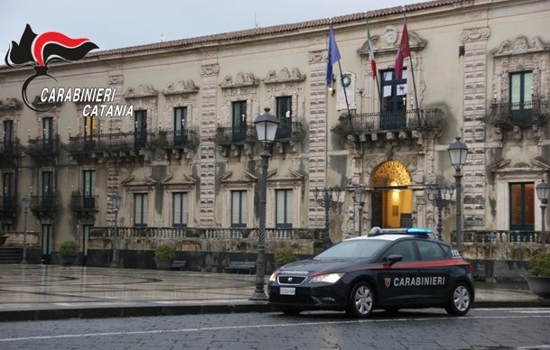 Controlli dei carabinieri ad Acireale: denunciato uomo sottoposto a quarenta beccato a passeggio