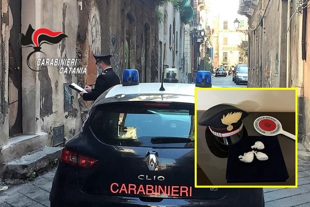 Beccata sull’uscio di casa con la cocaina: arrestata nonnina
