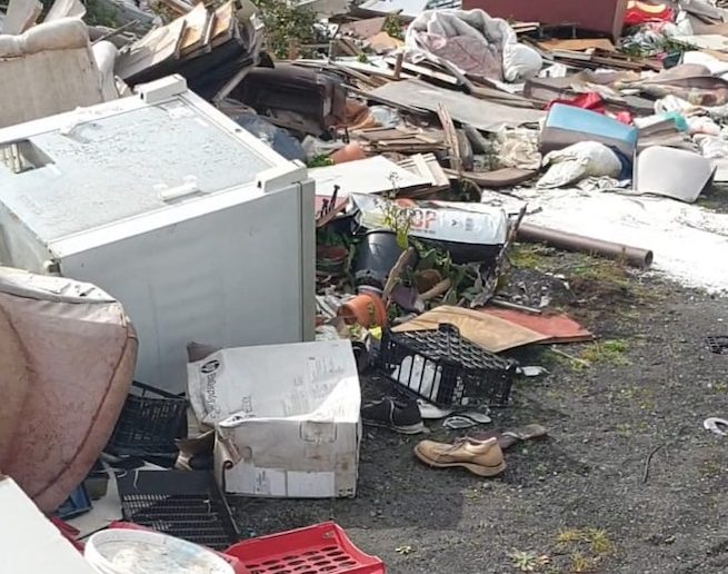 Giarre, intensificati i controlli contro chi alimenta le micro discariche