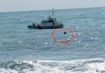 Torre Archirafi, Guardia costiera soccorre in mare 4 surfisti